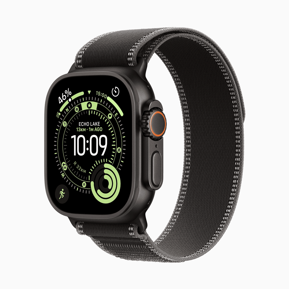Apple Watch Ultra 3 GPS + Cellular 49mm Black Titanium Case with Black/Charcoal Trail Loop - S/M