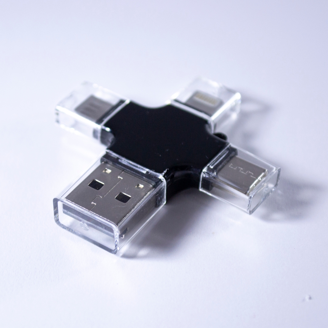 EARLDOM CARD READER ALL IN 1 ADAPTER